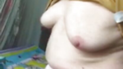 جوجه در حال آموزش برده مانند سگ است عكس نيمه سكسي ، ضرب و شتم بر الاغ و زانو زدن
