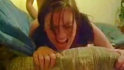 گونه ها همه سوراخ ها را به سیاهان و پسری سفید عكس كوس ايرانى پوست داد